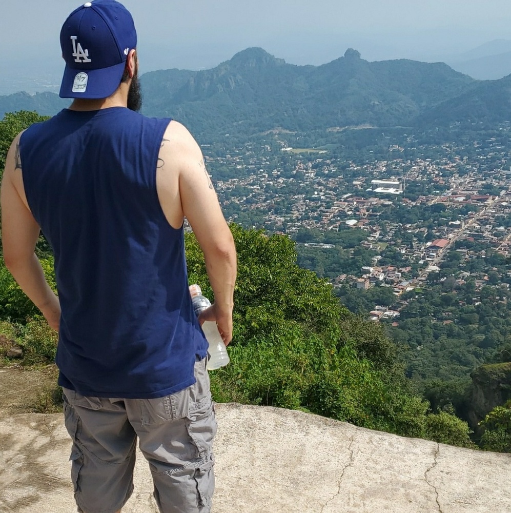 Meet your Posher, Roman